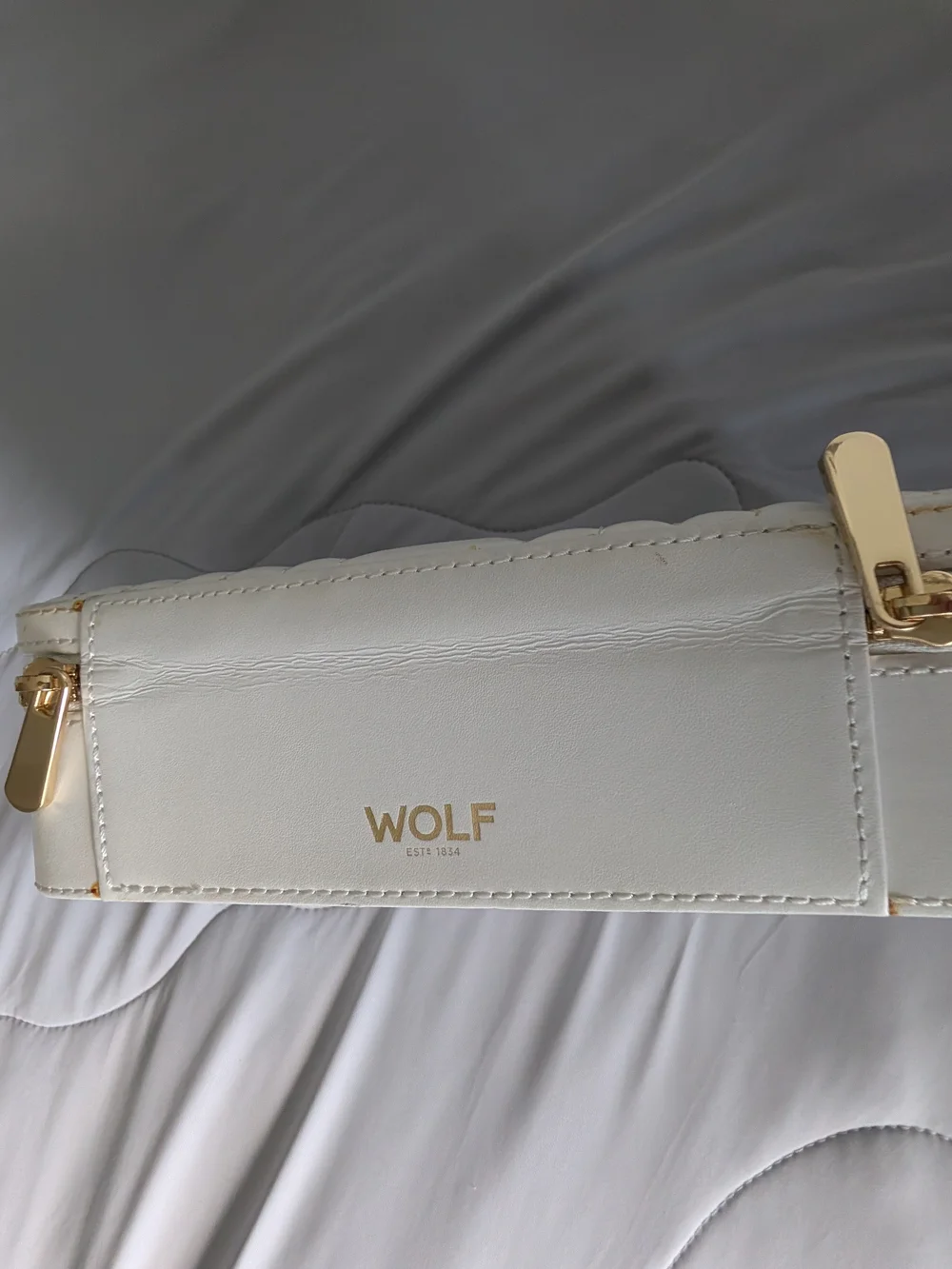 WOLF Cream Leather  Travel Jewelry Box with Gold Hardware Zip